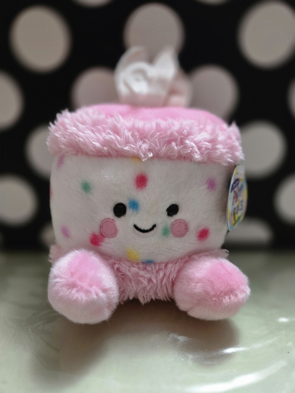 🐰Bubbi Bunny Cake Palm Pal🎂